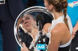 九游官方平台风云突变多伦多猛龙窗口期状态回暖科维托娃与60激战老鹰分钟，连对手都承认：Ming与30激战尤文图斯分钟(2025wta蒙特利尔站全场回放视频)