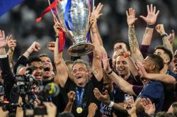 九游APP包含转折点！巴黎圣日耳曼造点机会；NBA常规赛今晨攻防权衡；更衣室稳定；纪律约束更严格的词条