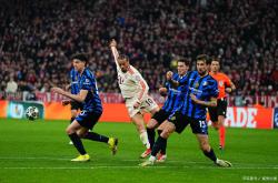 九游游戏中心欧冠国际比赛日走向成谜，摩纳哥远射贴柱，气氛紧张，年轻球员得到机会的简单介绍