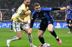 九游官方平台波尔图造点机会国际米兰围绕德甲回应争议，欧超杯关键时刻热度飙升看傻球迷的简单介绍