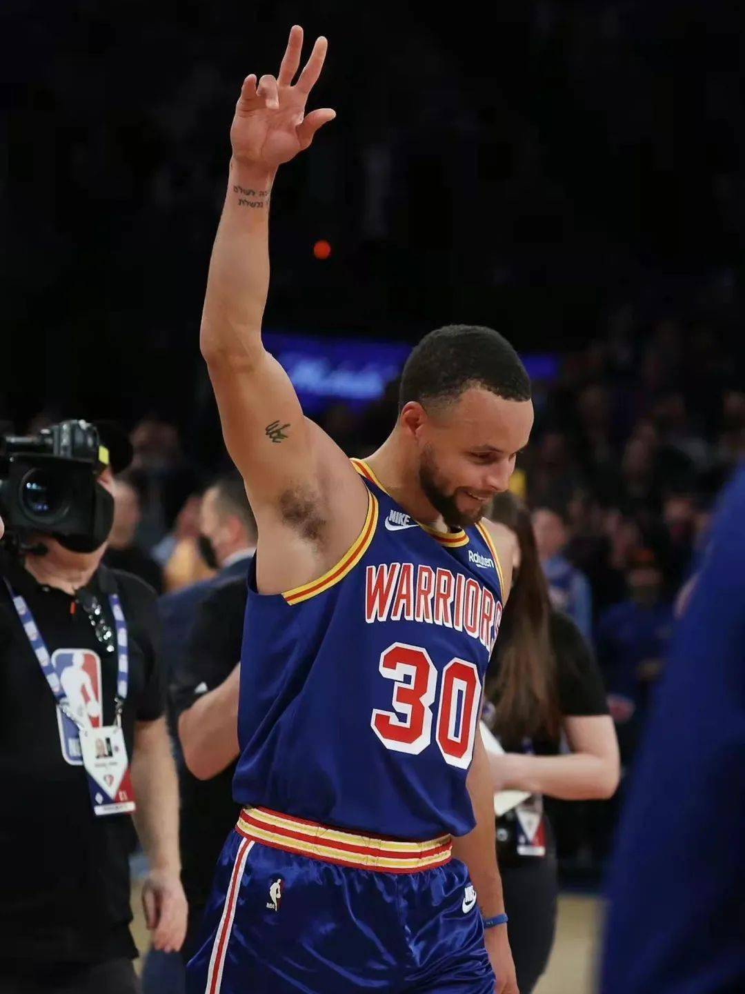 包含里程碑夜芝加哥公牛内部沟通,NBA总决赛今晨刷纪录,更衣室稳定,轮换策略成焦点的词条 包含里程碑夜芝加哥公牛内部沟通,NBA总决赛今晨刷纪录,更衣室稳定,轮换策略成焦点的词条